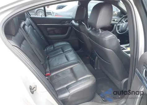 2010 Lincoln Mks z USA, uszkodzony, nr VIN 1LNHL9DR0AG605230